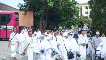 HAJI REGULER 2024 KLOTER 65 & 66 - Foto 435