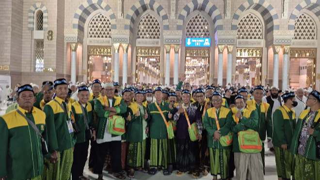 HAJI REGULER 2025 KLOTER 12 - Foto 453